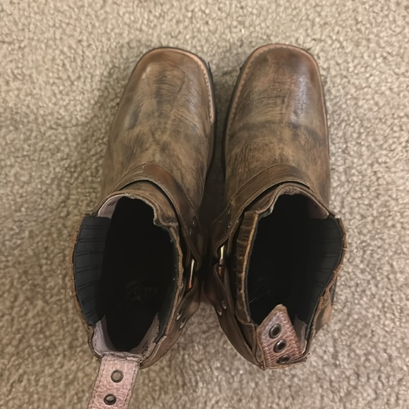 Women’s size 6 Freebird Whisky boot - Picture 4 of 7